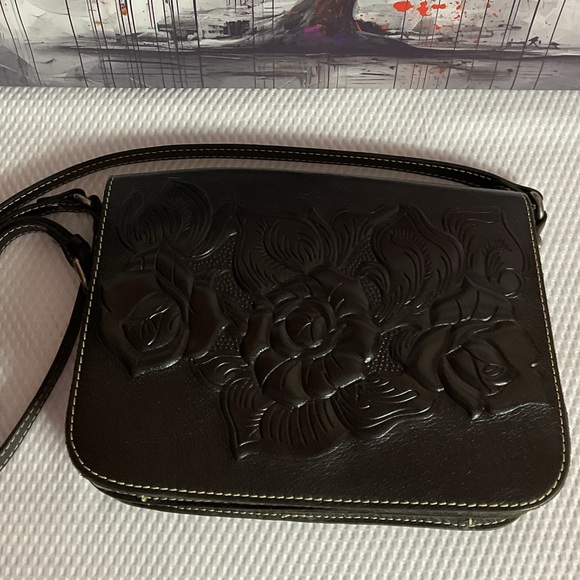 Patricia Nash Black Floral Navarro Embossed  Crossbody Bag - Picture 2 of 11